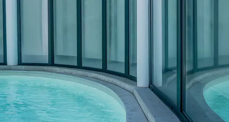 Repair Polyester Screen for Pool Enclosure in Myrtle Grove, FL